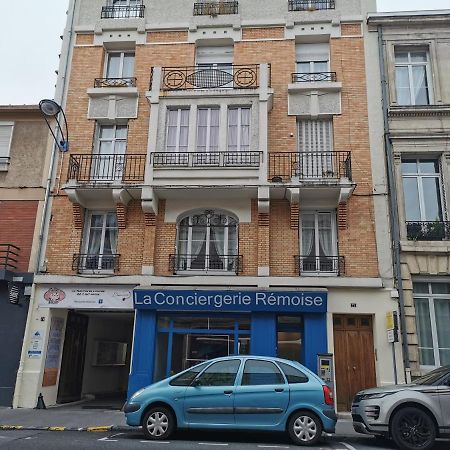 Chez Fifi - Hyper Centre A 200 M De La Cathedrale Apartment Реймс Екстериор снимка