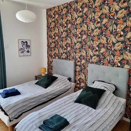 Chez Fifi - Hyper Centre A 200 M De La Cathedrale Apartment Реймс Екстериор снимка