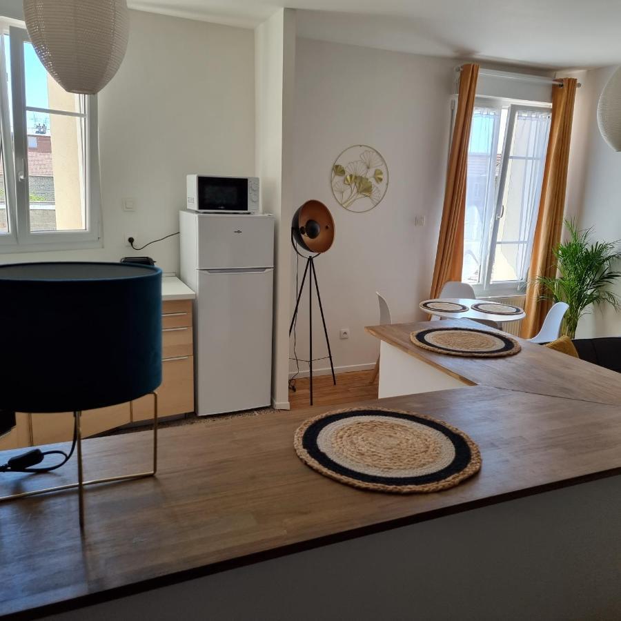 Chez Fifi - Hyper Centre A 200 M De La Cathedrale Apartment Реймс Екстериор снимка
